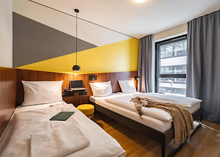 Meininger Frankfurt Main / Airport 3* Francfort-sur-le-Main