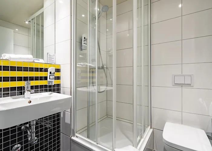 Meininger Frankfurt Main / Airport Hotel