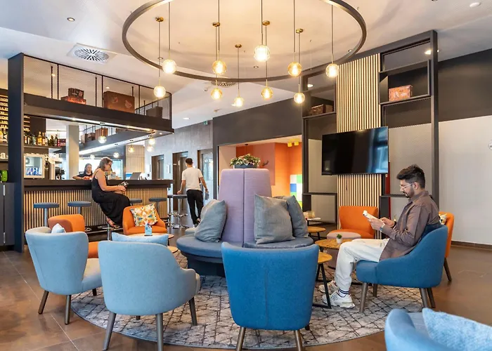 Meininger Frankfurt Main / Airport 3*