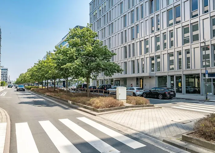 Hotel Meininger Frankfurt Main / Airport 3*